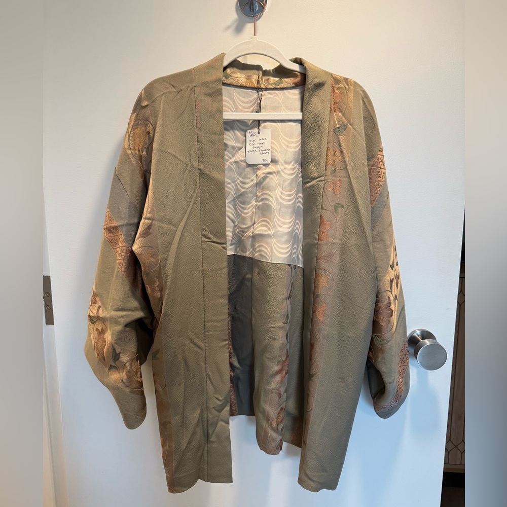 Elegant Women's Kimono Jacket